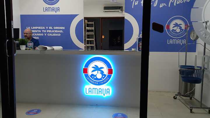 Fotografia tomada fuera de PUBLICITATE - Servicios de Impresión y Publicidad - Imprenta en Playa del Carmen, Q.R.