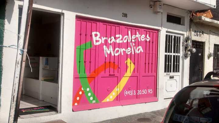 Fotografia tomada fuera de Brazaletes de Morelia - Agencia de publicidad en Morelia, Mich.