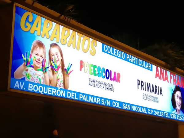Fotografia tomada fuera de Taller de Diseño - Diseñador gráfico en Campeche, Camp.